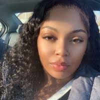 Nina Rainey's Instagram, Twitter & Facebook