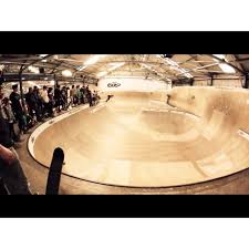 Lavender flowers, as you probably may have guessed, do not just come in purple. L Epi De Provence Hand Creme 2 6 Oz Lavender Flower Walmart Com Lavender Flowers Provence Park Playground