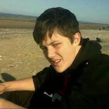 Friends pay tribute to tragic schoolboy Robert Roylance