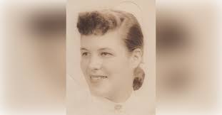 Susan Fritz's Instagram, Twitter & Facebook