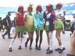 It was serialized in kodansha's weekly shōnen magazine from august 2017 to february 2020. Datei The Quintessential Quintuplets Cosplayers 20190727b Jpg Wikipedia