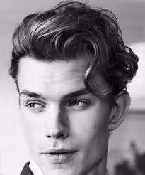 Christofferson cool hairstyle for wavy hair men. 45 Suave Hairstyles For Men With Wavy Hair To Try Out Menhairstylist Com