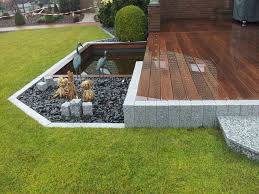 Holzterrassen Mit Granit Holzterrasse Tropische Garten Garten
