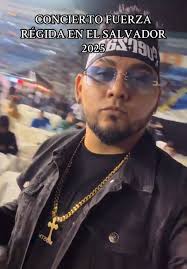 🏆𝐀𝐆𝐔𝐈𝐋𝐀𝐑 THE BOSS🦅💎 (@aguilarkikee)