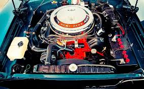 The snarling, rumbling engines that push nascar drivers to insane speeds might look a lot like production v8s, but looks can be deceiving. 1968 Dodge Charger Rt 426 Hemi Engine Classic Muscle Mopar Classic Muscle Cars Car Engines Dodge Charger 1968 Dodge Charger Dodge Charger Rt