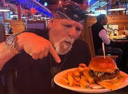 Nanette Hebert's Instagram, Twitter & Facebook