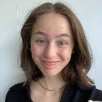 Christine Manke's Instagram, Twitter & Facebook