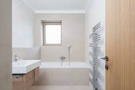 Jelajahi koleksi genteng, kamar mandi, keramik gambar logo, kaligrafi, siluet kami yang luar biasa. 9 Tips Menata Interior Kamar Mandi Kecil