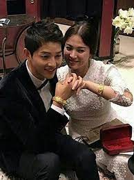 Gara Gara Ini Song Hye Kyo Dikabarkan Hamil Anak Song Joong Ki Showbiz Liputan6 Com