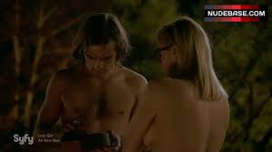 Olivia Taylor Dudley Removes Underwear – The Magicians (1:26) | NudeBase.com