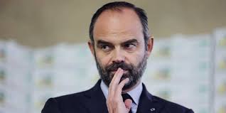 Sur france 2, édouard philippe esquive les questions sur la présidentielle 2022 à la manière d'un boxeur. Cagnotte En Faveur De L Ex Boxeur Edouard Philippe Appelle A La Retenue Sur Des Faits Graves