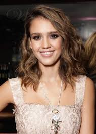 Celebrity Hairstyle Medium Natural Wavy About 12 Inches 100 Human Hair Lace Wig Jessica Alba Hair Medium Hair Styles Medium Curly Hair Styles