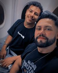 Rick Bernal (@rickbernal) • Instagram photos and videos