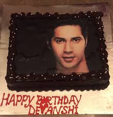 Varun dhawan celebrated his 33rd birthday by cutting the cake at midnight. Varun Dhawan Fc On Twitter Three Cakes Cut By Us We Love You Varun Varun Dvn Co Owners Devanshi Janvi Hbd Varun Dhawan