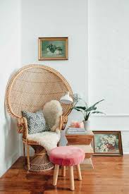 7 Old Fashioned Decor Ideas That Are Actually Super Chic Old Fashioned Decor Retro Home Decor Retro Home