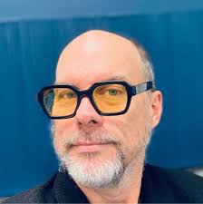 Had such an amazing time last night getting to know Laura Ackerman  (daughter of Jerome and Evelyn Ackerman). She was gratious enough to share  her time with an intimate group of art