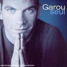 Fais comme si j'avais pris la mer j'ai sorti la grand'voile et j'ai glissé sous le vent fais comme si je quittais la terre j'ai trouvé mon étoile je l'ai suivie un instant sous le vent. Paroles De Garou Sous Le Vent Duo Avec Celine Dion Paroles De Chanson