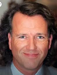 🌷*Mirusia, there are no words to describe your voice!* *🌷Mirusia sings  excellently 😍😘 love her voice. I can't stop listening to this song, LOVE  IT!🤗* *🌷Very excellent André and the orchestra for