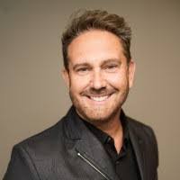 Larry Mitcham's Instagram, Twitter & Facebook