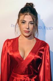 THIS IS LA SEASON 3 PREMIERE, LA — Average Socialite