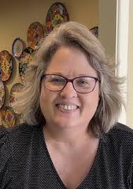 Leigh Driscoll's Instagram, Twitter & Facebook