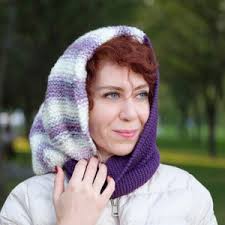 Écharpe triangulaire au crochet, Accessoires d'hiver, Écharpe faite main,  Mode hivernale, Cache-cou douillet