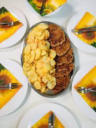 U sud sipajte šećer i. Sasina Kuhinja Gurmanske Brze Pljeskavice Domaci Cips I Umak Video Sasina Kuhinja Food Recipes Healthy Recipes