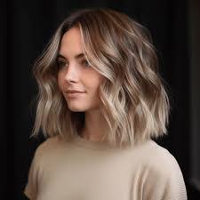 Lisa Pitsenbarger's Instagram, Twitter & Facebook