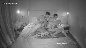 Lesbian Fun - Sensual Kissing - Hot Lesbian Threesome