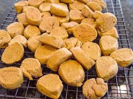 Low fat and low calorie homemade dog treat recipe. Healthy Homemade Dog Treats 101 Cooking For Two
