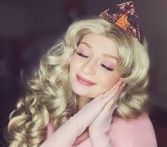 IS YOUR LITTLE GIRL DREAMING OF MEETING ALL HER FAVORITE PRINCESSES??? Make  all her wishes come true at the Enchanted Princess Ball