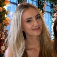 Jenny Power's Instagram, Twitter & Facebook