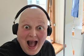 Worthing Hospital: 30-year-old Worthing paramedic pedals to fund exercise  equipment while he undergoes chemotherapy treatment for cancer