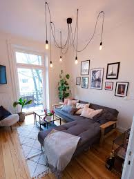 Wohnzimmer Beleuchtung Tipps Fur Angenehmes Licht Otto In 2020 Indirekte Beleuchtung Wohnzimmer Beleuchtung Wohnzimmer Haus Deko