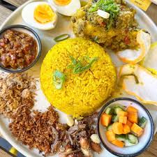 Ayam Woku Nasi Kuning