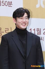 소속사 저스트 엔터테인먼트는 17일 윤계상 배우가 지난해 말 지인의 소개로 만난 비연예인과 좋은. 15hmpfkcle59rm