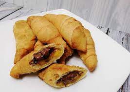 Panduan cara membuat kulit molen pisang keju. Resep Pisang Molen Coklat Praktis Tanpa Alat Penggiling Oleh Rina Primadha Cookpad
