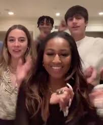 Sasha obama city girls tik tok videos are deleted quickly from social media | here they are tiktok. Sasha Obama Is Living Her Best Life As Tik Tok Video Dancing With Friends Goes Viral Glitter Magazine