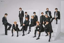 18.10.2021 · bts personally announce the start of the online application of bighit music's 2021 global audition named, play your music.male aspirants born after 2002 can register themselves on the official. Bts Txt And Lee Hyun Pose Together In Big Hit Entertainment Family Photos Soompi