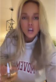 It’s 9pm Friday #fyp #siblings