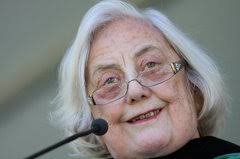 Wagner College graduates urged to face the unexpected