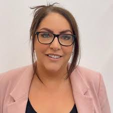 Evita Carroll's Instagram, Twitter & Facebook