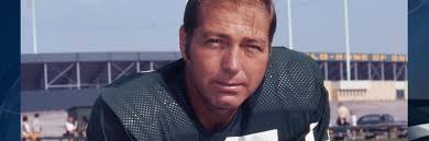 Football legend Bart Starr dies at age 85