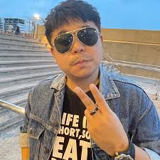 ฮะ❗️ อะไรนะ พระเอกคนใหม่มาแล้วครับ… ชวนชาวคราฟต์เดากันดีกว่าว่า  “พระเอกคนต่อไปของ 𝐓𝐡𝐚𝐢 𝐌𝐲𝐭𝐡 𝐒𝐞𝐫𝐢𝐞𝐬 คือใครเอ่ย”  👤ดูจากเงาแล้วลองทายดู…ทรงผมแบบนี้…อาวุธแบบนี้…ยืนแบบนี้…🧐  เดากันออกหรือยัง❓❗️ ถ้าเดาออกแล้ว รีบเมนต์ด่วนๆ เพราะมีสิทธิ์ ...