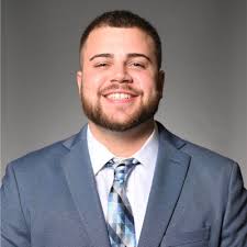 CT native works behind the scenes as UConn women's basketball graduate  assistant