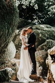 We did not find results for: 38 Of The Best Wedding Poses For Perfect Couple Pictures Every Time Smart