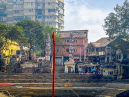 130 Walkeshwar Mumbai Stock Photos ...