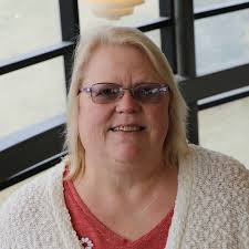 Lisa Meriwether: Contact Student Central: Student Central: Indiana  University Fort Wayne