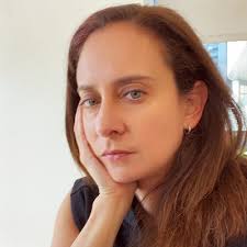 Dara Resnik (she/her) (@BadassMomWriter)