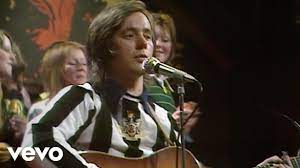 This site is dedicated to andy fairweather low, one of the world's most respected musicians and a andy was born in 1948 in cardiff, s.wales and rose to prominence in the 1960's as the front man for. Andy Fairweather Low Dancing In The Dark The Geordie Scene 06 02 1975 Youtube
